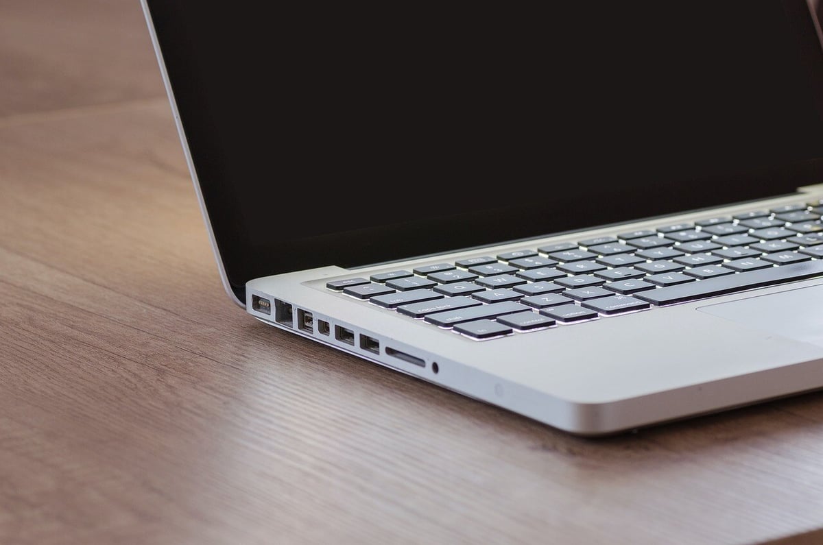 cambridge-laptop-screen-repairs-2